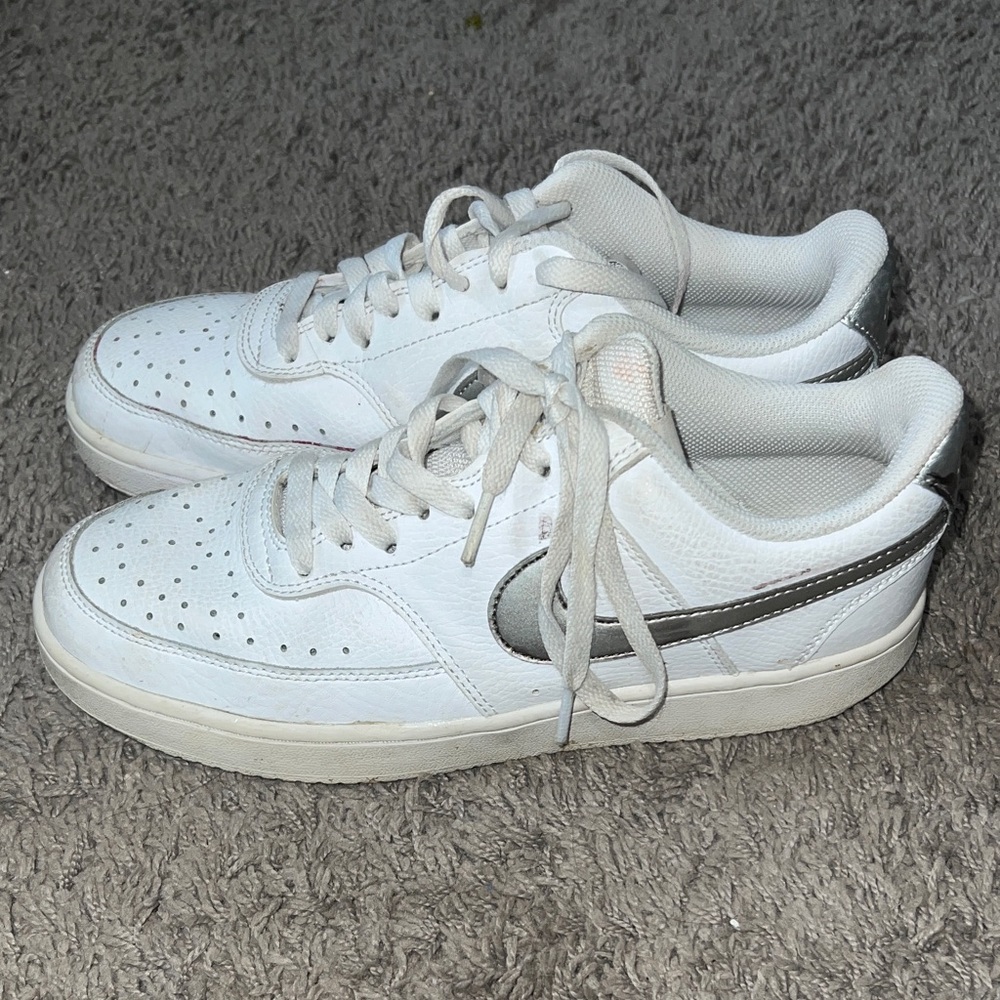 Nike Court Vision Low
White Grey (Women's) 8.5